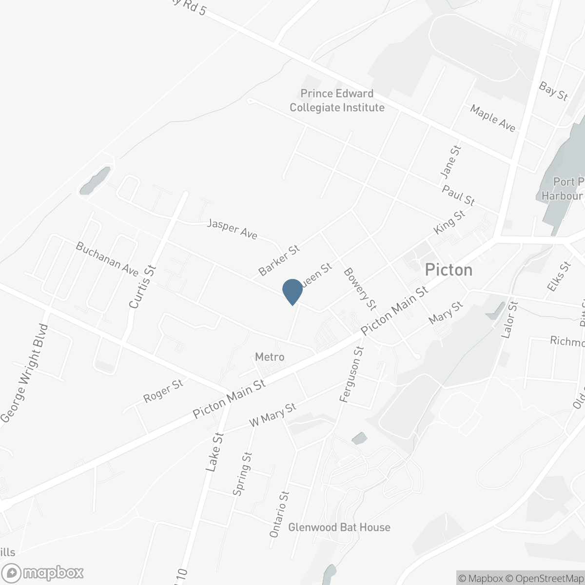 2 QUEEN STREET, Prince Edward, Ontario K0K 2T0